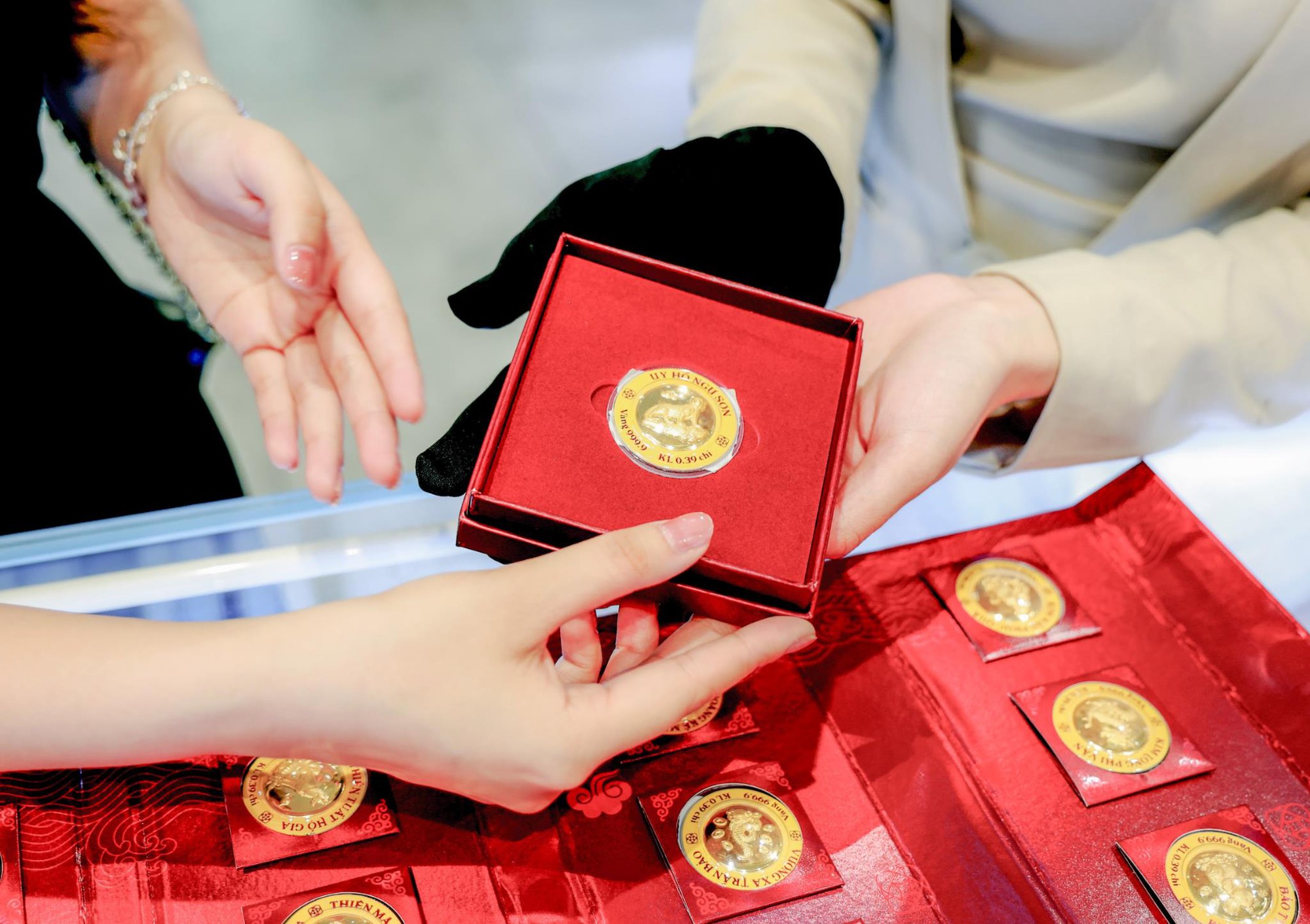 Ngày Thần Tài – Khoảnh khắc người Việt gửi gắm niềm tin vào một năm “đăng hoa”- Ảnh 3.