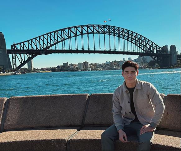 Khi người trẻ xem hành trình bay như một phần của kỳ nghỉ - Ảnh 1.