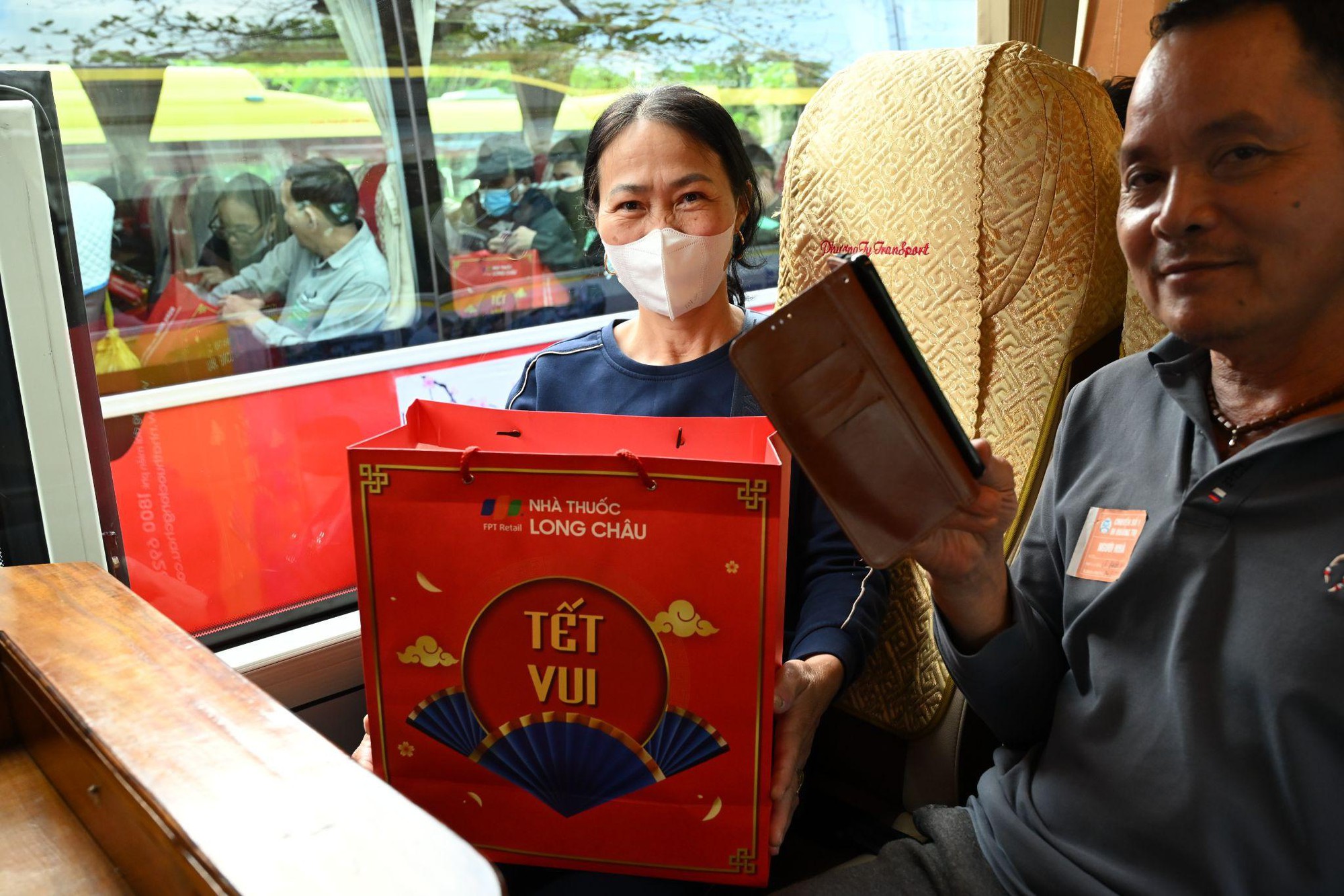 Đưa Tết ấm đến gần hàng nghìn hoàn cảnh khó khăn: Hành trình tiếp nối lan tỏa yêu thương của Long Châu trong mùa xuân 2026 - Ảnh 6.