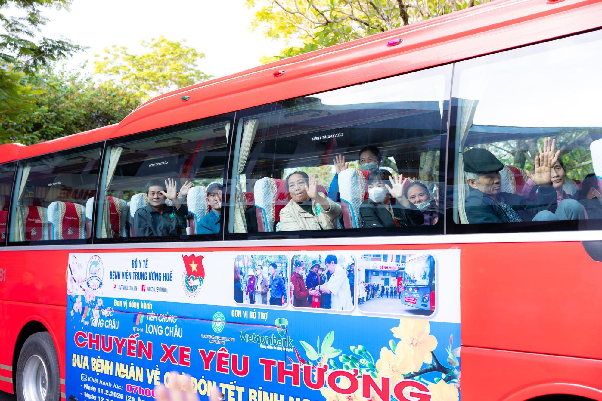 Gieo Xuân ấm từ lòng sẻ chia: Hành trình vì cộng đồng của Long Châu- Ảnh 8.