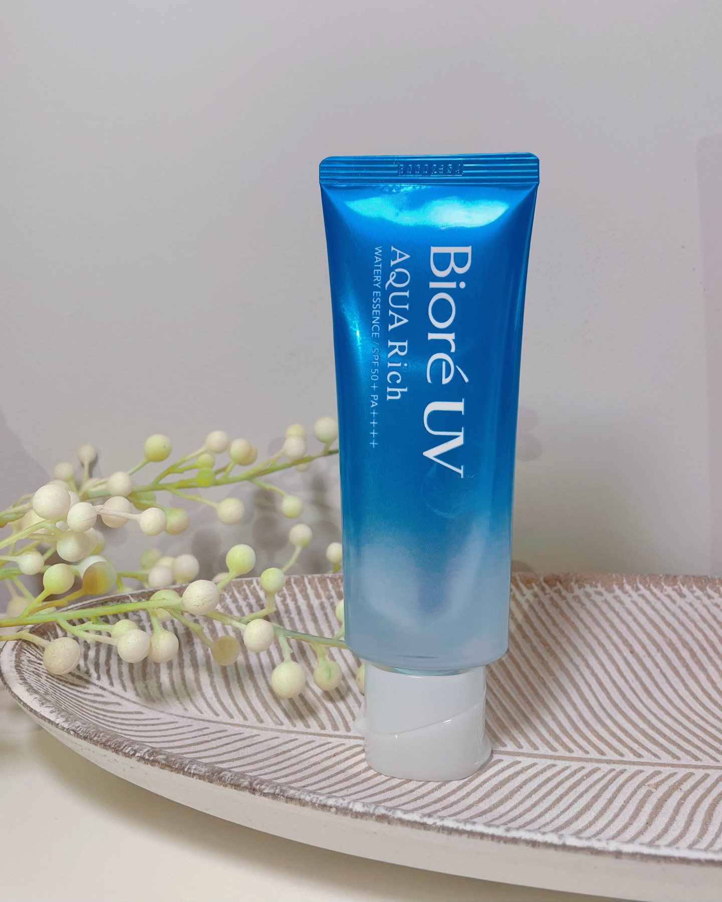 5 sai lầm skincare bác sĩ mong chị em dừng hẳn nếu không muốn da xuống cấp, lão hóa trước tuổi- Ảnh 2. 5 sai lầm skincare bác sĩ mong chị em dừng hẳn nếu không muốn da xuống cấp, lão hóa trước tuổi- Ảnh 2.