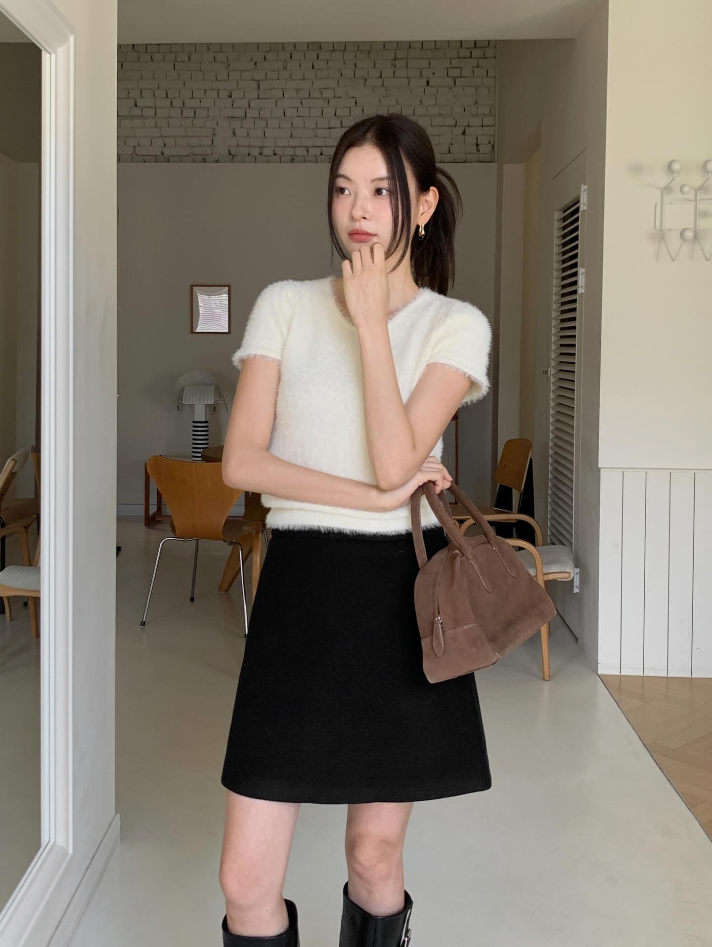 4 công thức diện đồ Tết đơn giản mà vẫn cuốn hút dành cho ai không thích cầu kỳ- Ảnh 3.