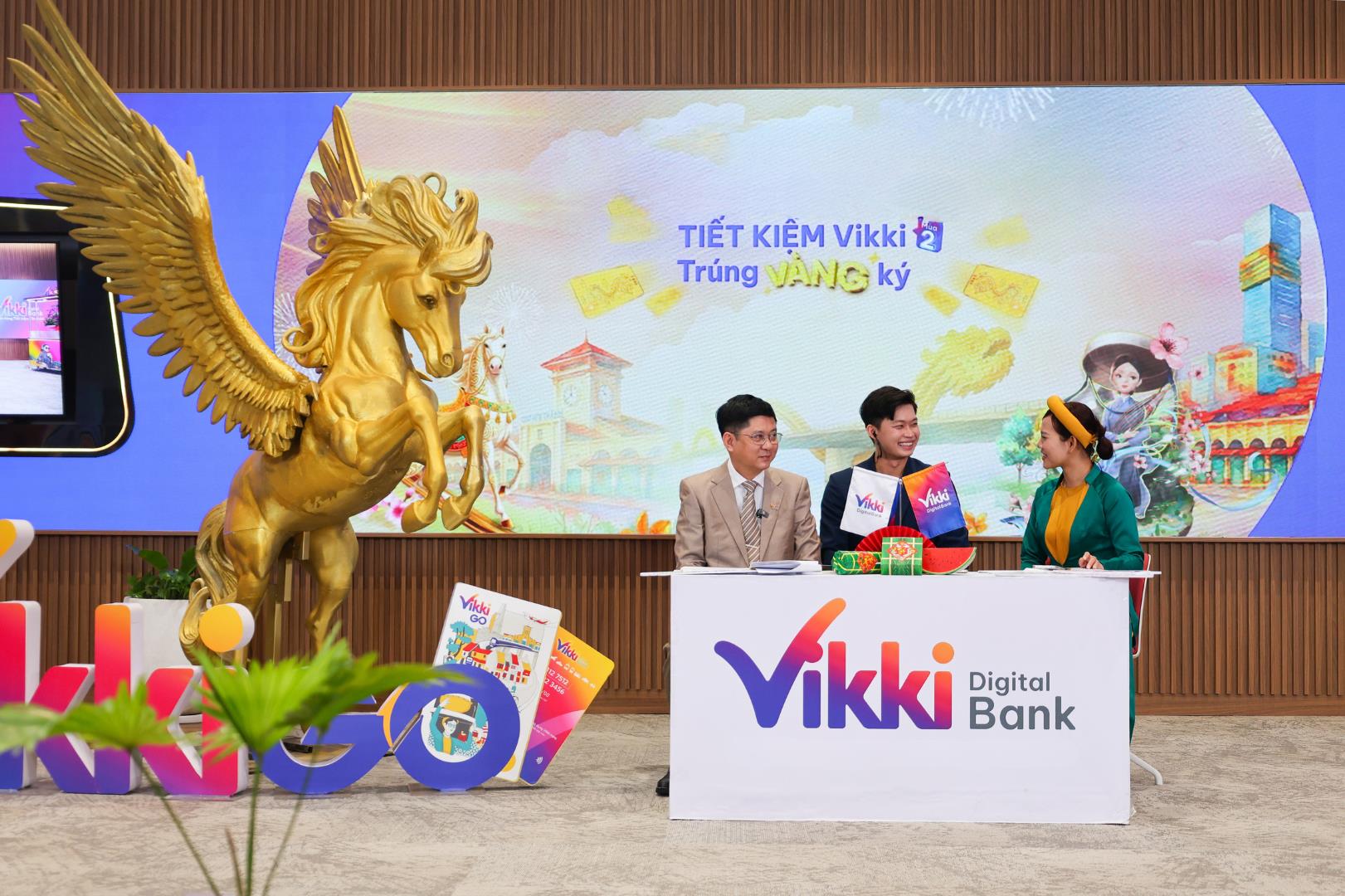Vikki Bank trao giải 1 ký vàng và 10 giải thưởng giá trị, đồng thời khởi động mùa mới - Ảnh 2.