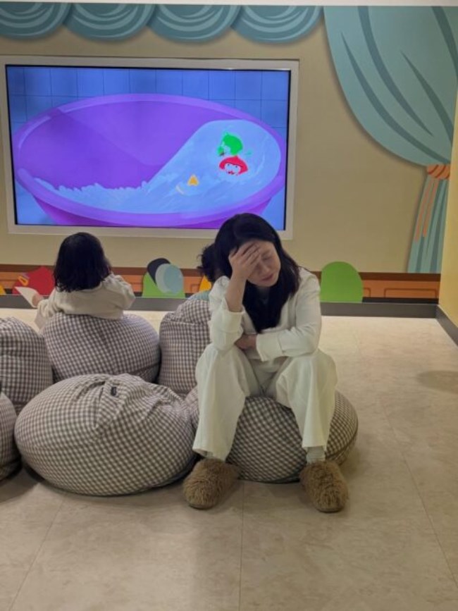 “Song Ji Hyo kiệt sức khi nuôi con”- Ảnh 5.