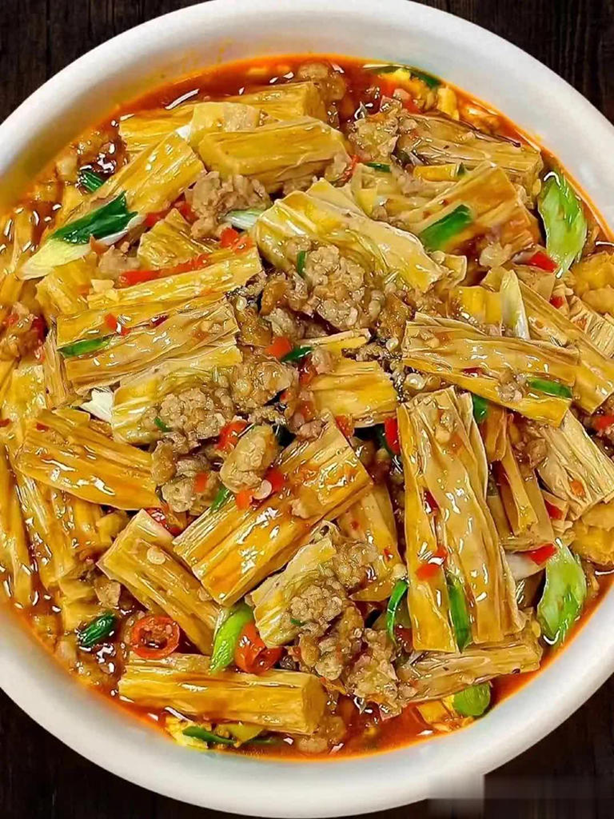 Chị em ơi, 3 m&oacute;n gi&uacute;p cải thiện kh&iacute; sắc, l&agrave;n da mịn m&agrave;ng hơn theo c&aacute;ch tự nhi&ecirc;n, kh&ocirc;ng ăn th&igrave; tiếc!- Ảnh 1.