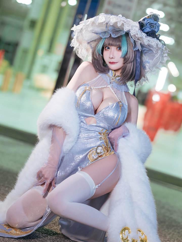 Coser khoe dáng tại sự kiện làm fan tiếc nuối vì chỉ được gặp Idol 2 ngày tại festival- Ảnh 1.