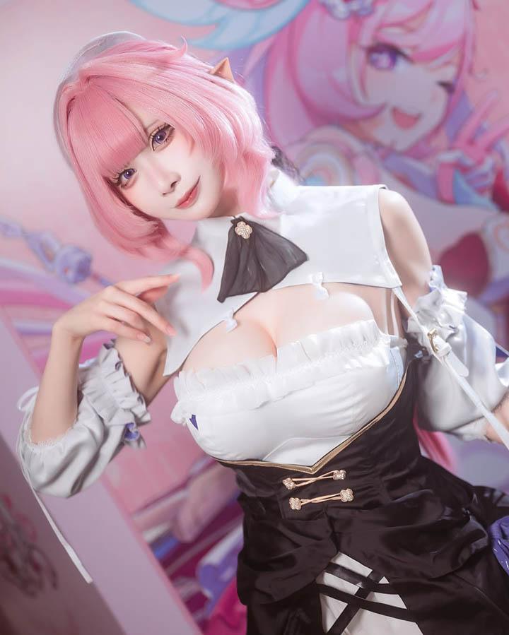 Coser khoe dáng tại sự kiện làm fan tiếc nuối vì chỉ được gặp Idol 2 ngày tại festival- Ảnh 7.