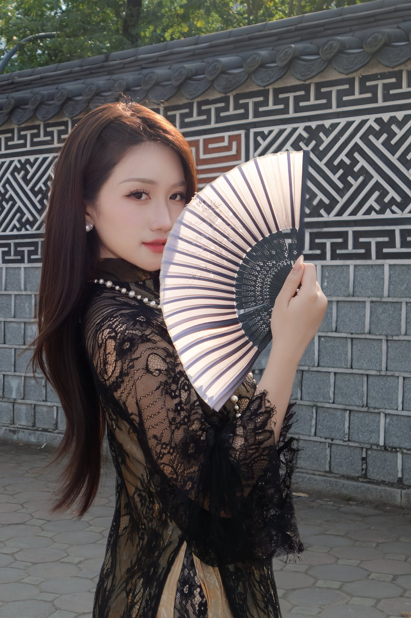 "Chốt hạ" cuối năm bằng bộ ảnh áo dài, MC Linh Nắng khiến triệu anh em game thủ mê mệt - Ảnh 3.