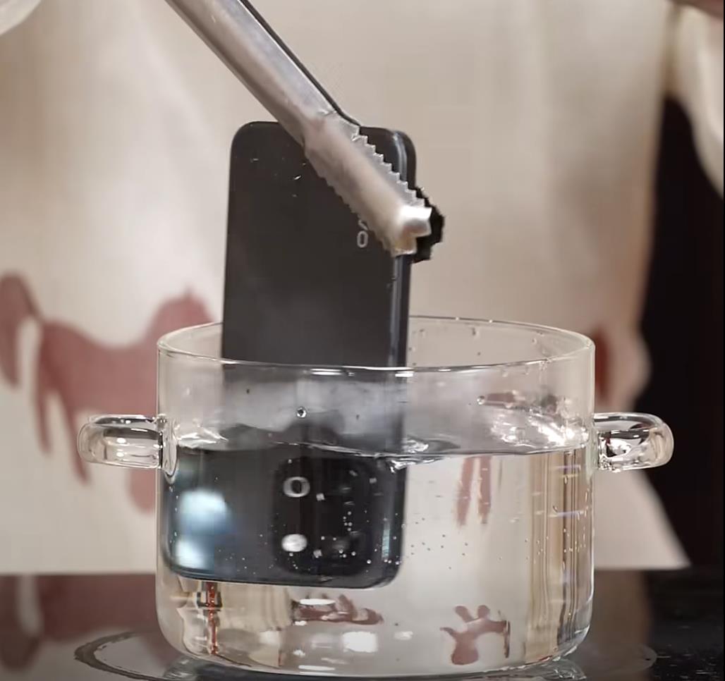 Livestream 6 tiếng “còn pin còn live”: Khi Y31d bước vào bài test kéo dài suốt một ngày Tết - Ảnh 3.