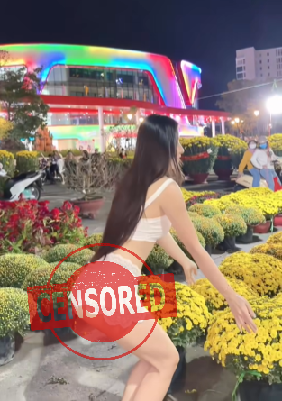 Ngay đầu năm, hot girl này đã gây tranh cãi với trang phục dạo phố vô cùng phản cảm - Ảnh 4.