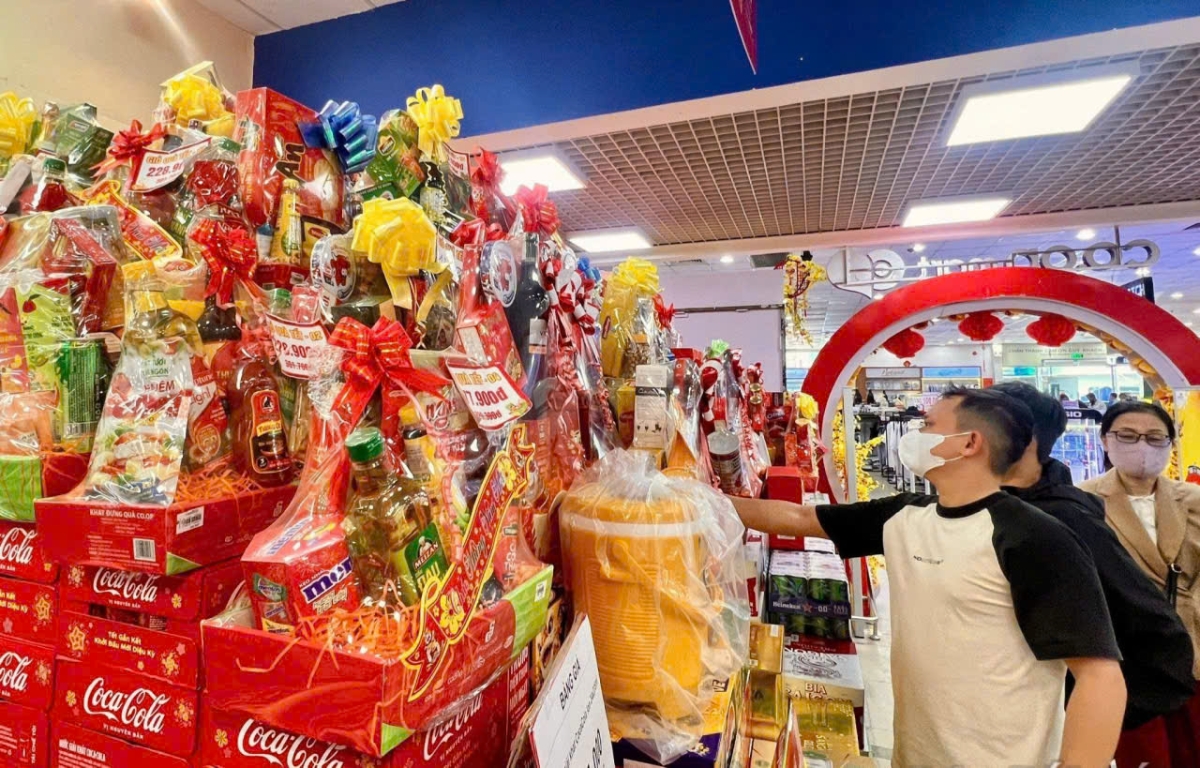 Xuất hiện 5 hiện tượng "ngược dòng" dịp Tết Nguyên đán Bính Ngọ: Báo hiệu một sự thay đổi đang đến gần - Ảnh 1.