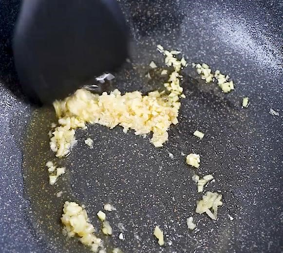 3 món ăn này rất thích hợp bữa cơm Tết, cả gia đình sẽ thích và ăn hết veo ngay khi vừa dọn lên bàn - Ảnh 8.