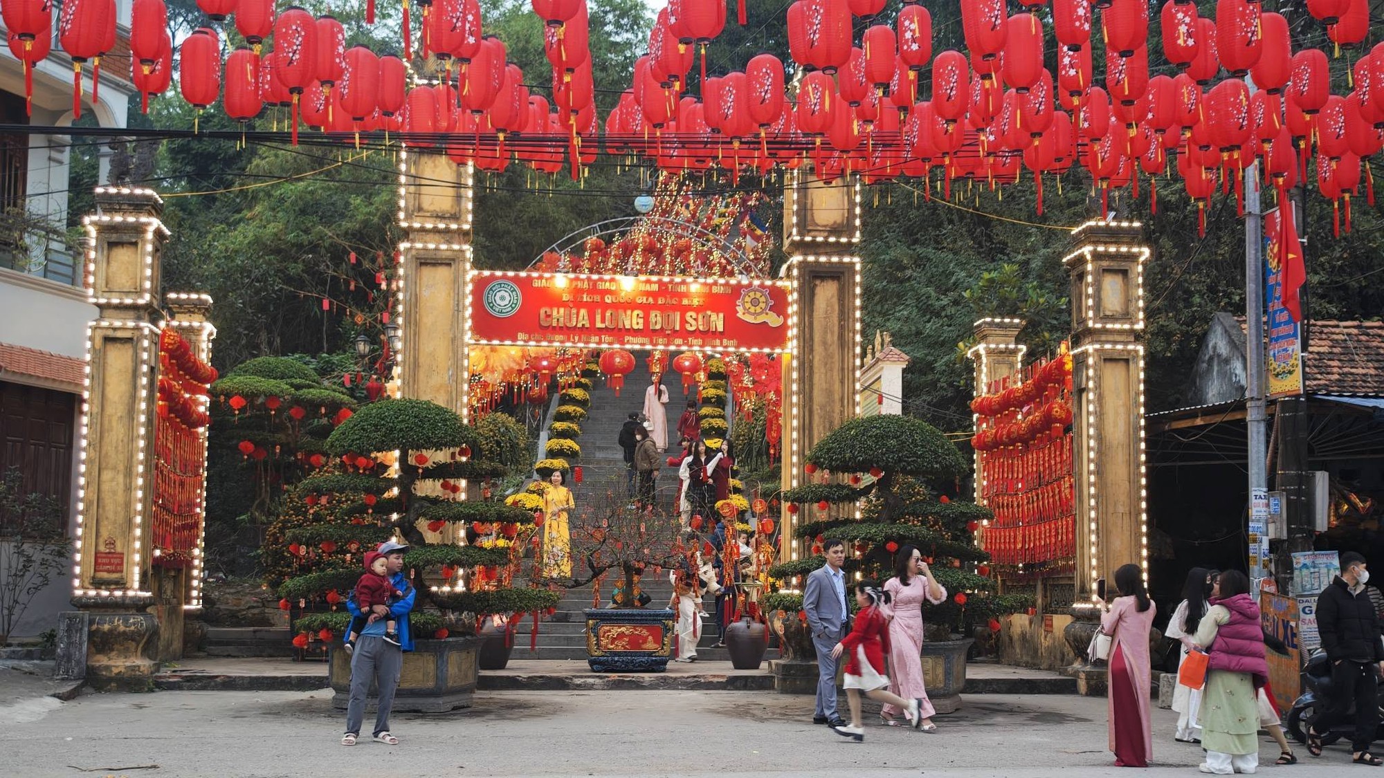 Ngọn núi cao chưa đến 100m, được mệnh danh là "núi rồng": Trên đỉnh có di tích quốc gia gần 1000 tuổi- Ảnh 9.