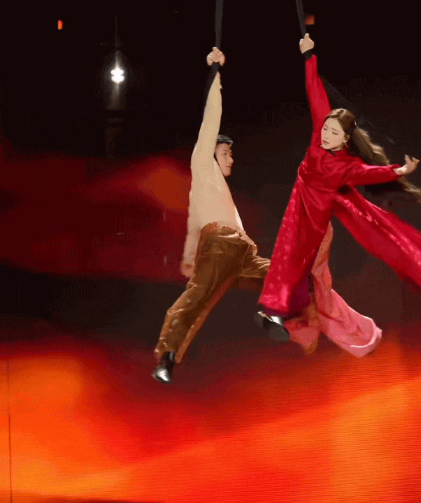 Người đàn ông được tìm kiếm nhiều nhất trong fan concert Hòa Minzy- Ảnh 1. Người đàn ông được tìm kiếm nhiều nhất trong fan concert Hòa Minzy- Ảnh 1.