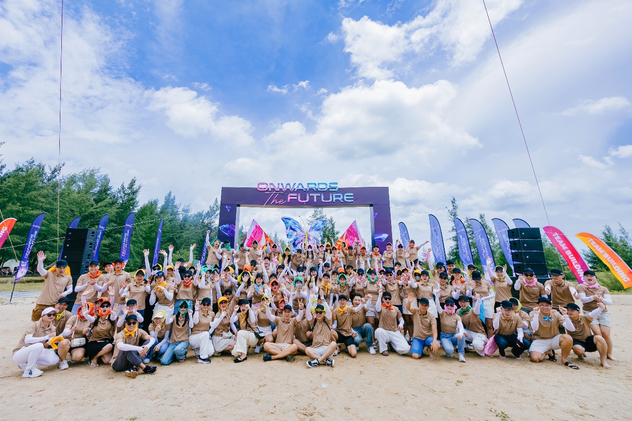 Liên tiếp 4 năm đạt giải HR Asia, Swarovski Việt Nam khẳng định định hướng bền vững- Ảnh 2.