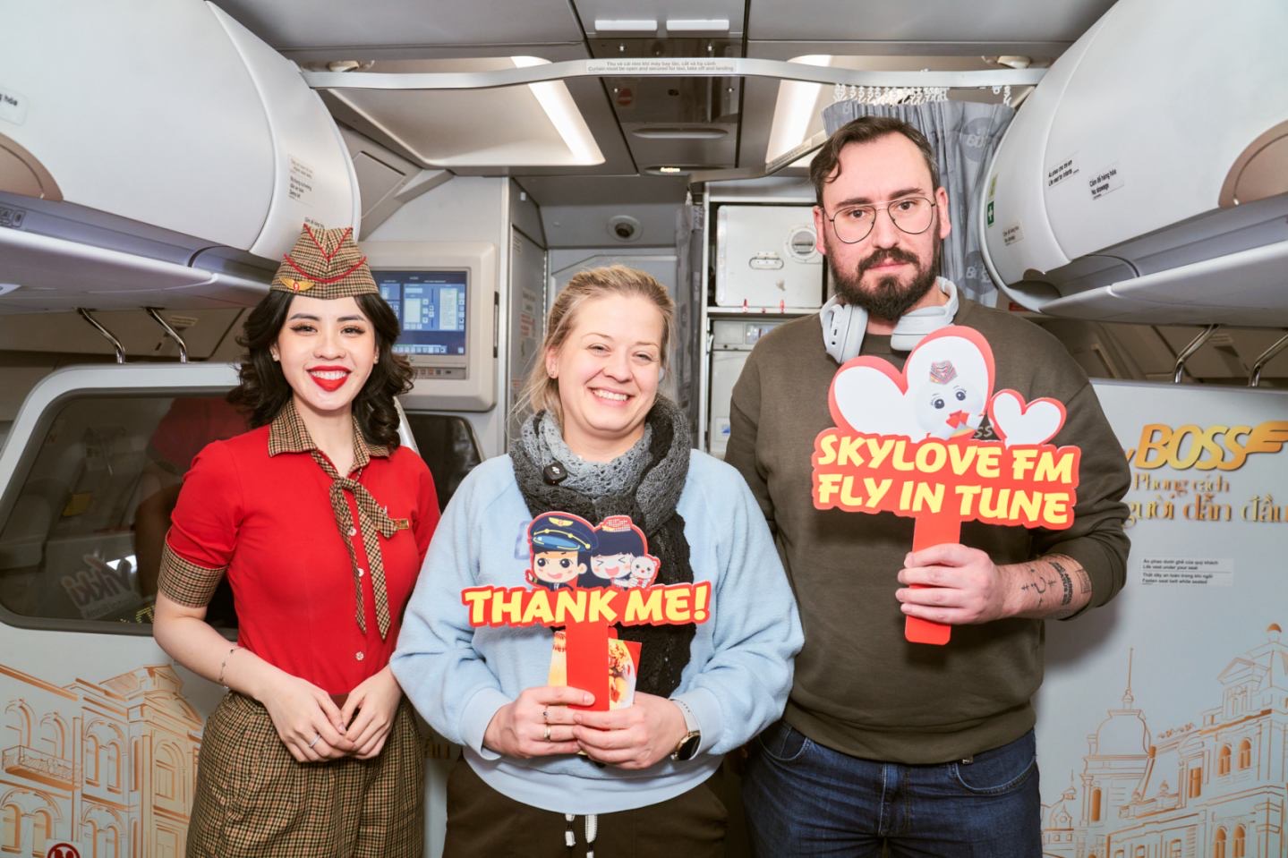 Trải nghiệm không khí lễ hội rộn ràng trên những chuyến bay Vietjet- Ảnh 11. Trải nghiệm không khí lễ hội rộn ràng trên những chuyến bay Vietjet- Ảnh 11.