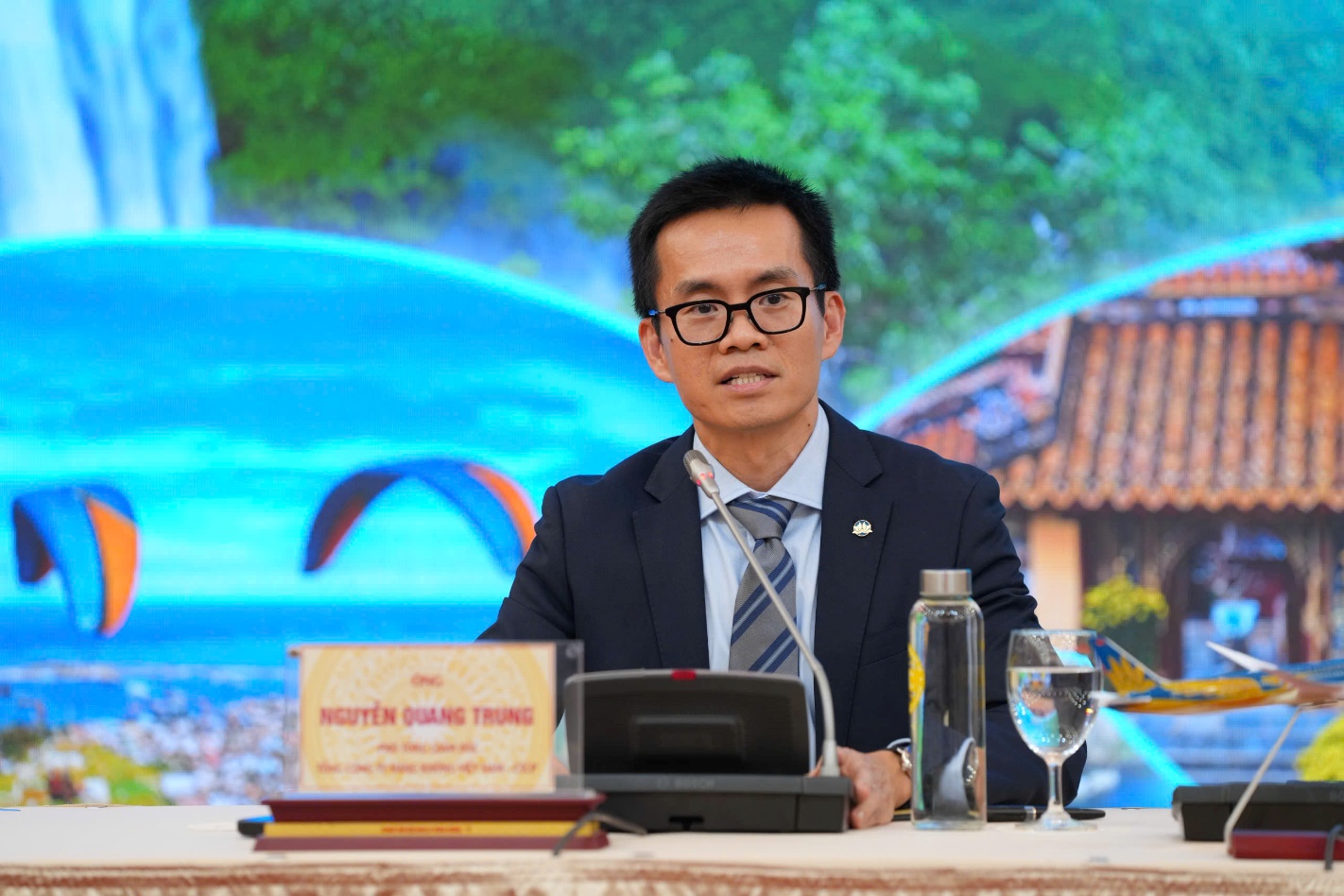 Vietnam Airlines hợp tác cùng Cục Du lịch Quốc gia Việt Nam ra mắt chuỗi hoạt động “Bay cao khát vọng Việt Nam”- Ảnh 4.