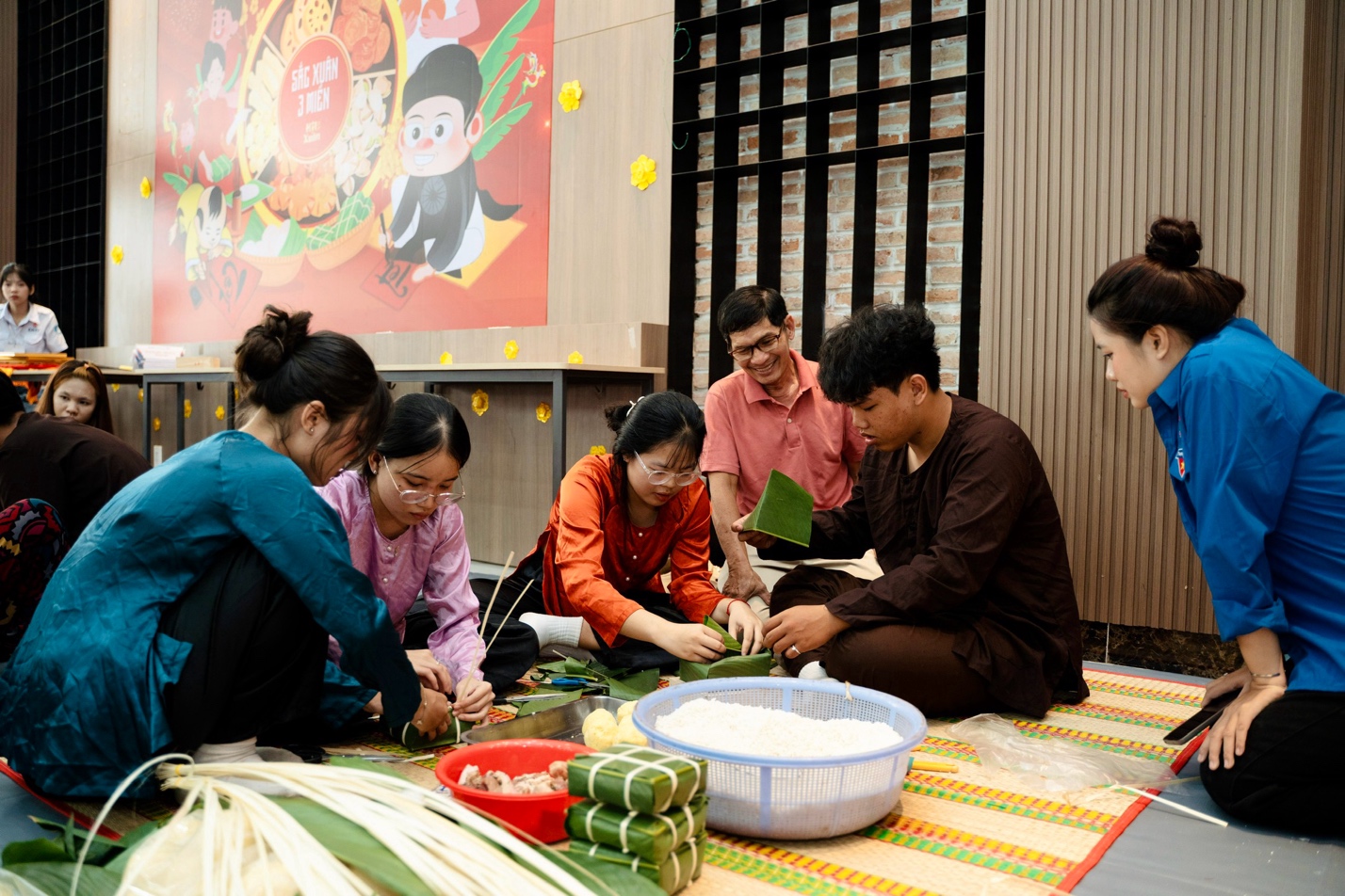 Gen Z và cách họ chạm vào Tết truyền thống theo cách rất riêng- Ảnh 3.