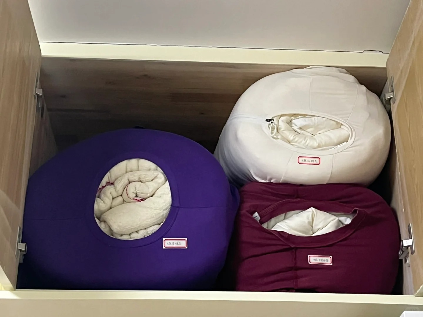 Mẹ không mua hộp lưu trữ, vẫn giữ nhà ngăn nắp hoàn hảo: 12 mẹo tận dụng đồ cũ khiến tôi thật sự nể phục- Ảnh 14.