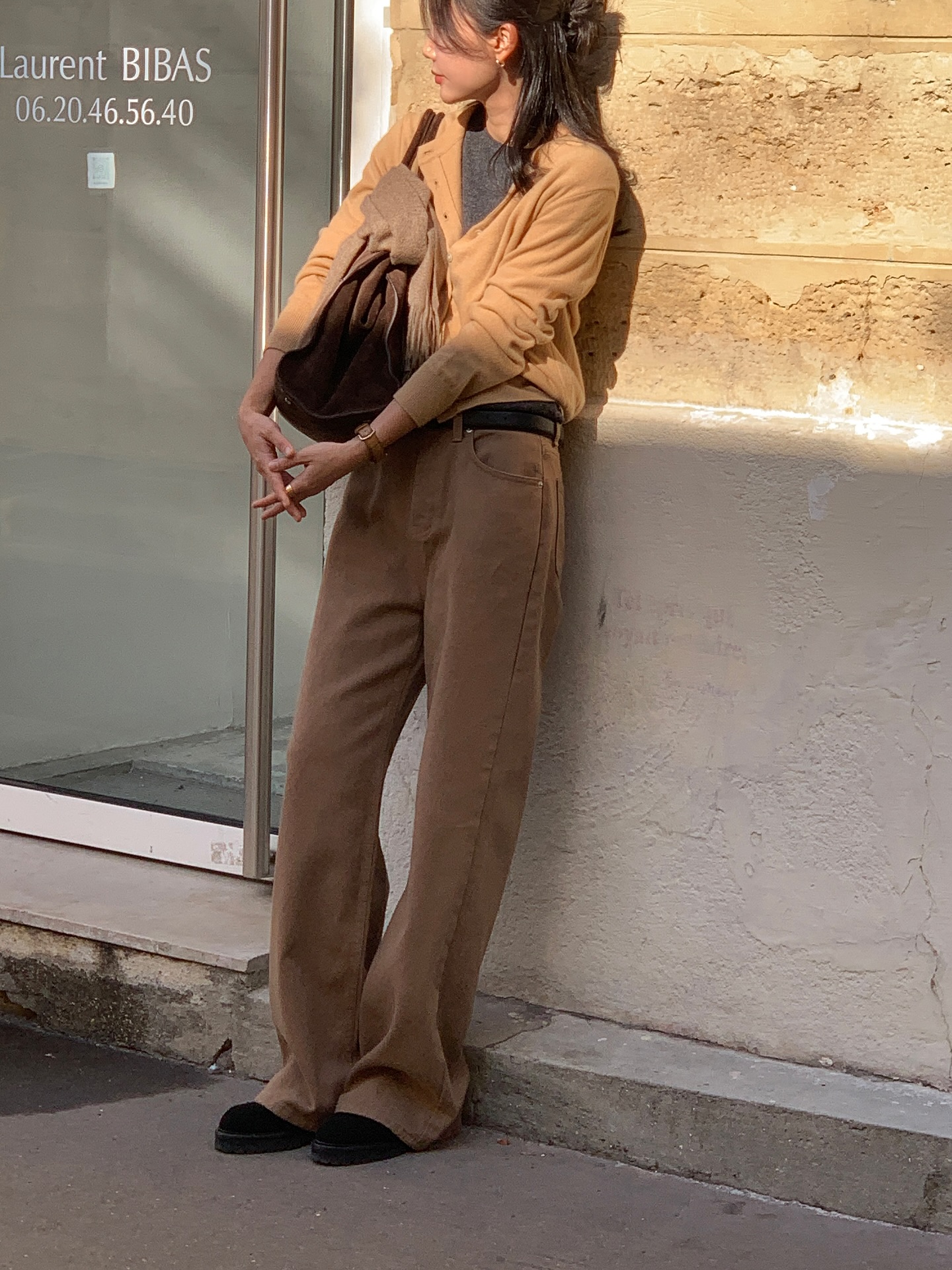 4 mẫu quần dài hoàn hảo dành cho phụ nữ trên 40 tuổi- Ảnh 7.