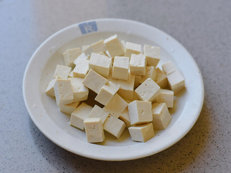 Tôi mua loại rau này mỗi mùa xuân về: Nấu 5 món ngon mà nhanh, hàm lượng canxi cao gấp 5 lần trứng- Ảnh 1. Tôi mua loại rau này mỗi mùa xuân về: Nấu 5 món ngon mà nhanh, hàm lượng canxi cao gấp 5 lần trứng- Ảnh 1.