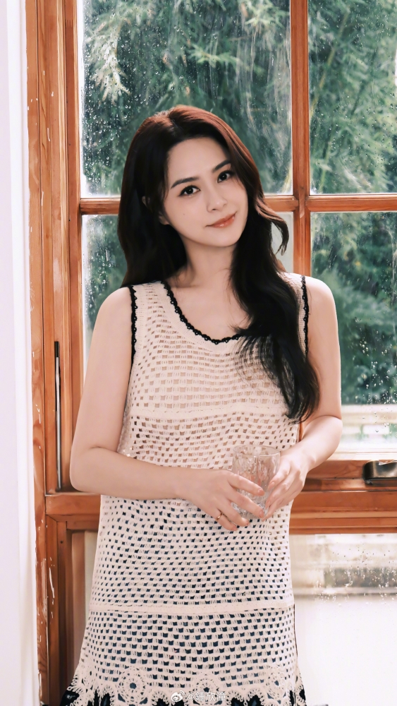 Nữ diễn viên phim giờ vàng tự nhận là visual của công ty, trước nay chưa biết xấu là gì- Ảnh 8.