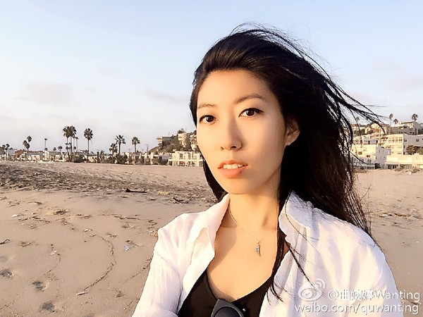 Nữ ca sĩ biểu diễn trên chương trình đêm giao thừa của đài quốc gia bị netizen phản ứng dữ dội, đòi cấm cửa- Ảnh 1. Nữ ca sĩ biểu diễn trên chương trình đêm giao thừa của đài quốc gia bị netizen phản ứng dữ dội, đòi cấm cửa- Ảnh 1.