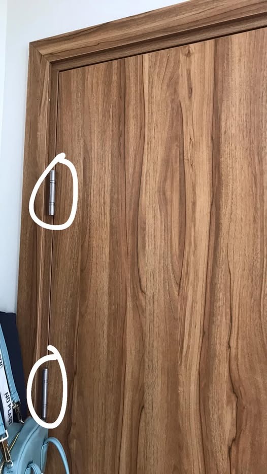 Cửa chính phạm 5 lỗi phong thủy này: Làm ăn trục trặc, con cái thiếu duyên  - Ảnh 3.