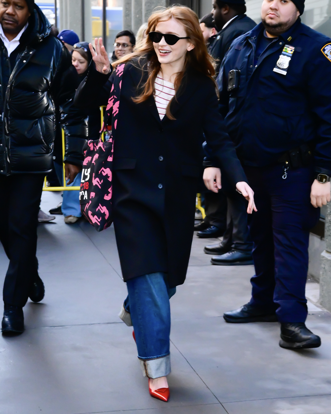 Mỹ nữ khiến MXH rung động suốt hơn 1 tuần qua: Ảnh chụp vội mà xinh đẹp tuyệt trần, style chuẩn quý cô thanh lịch- Ảnh 3.