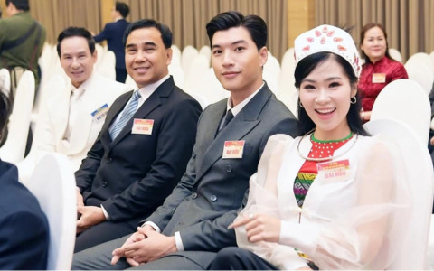 HIEUTHUHAI: “Em không có quá nhiều thiên phú về tài năng, ngay cả việc hát em cũng hát không hay” - Ảnh 3.