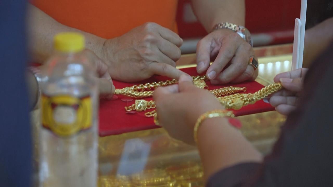 Ngày vía Thần Tài: 5 điều người giàu thật sự làm và 3 điều họ tuyệt đối tránh - Ảnh 3.