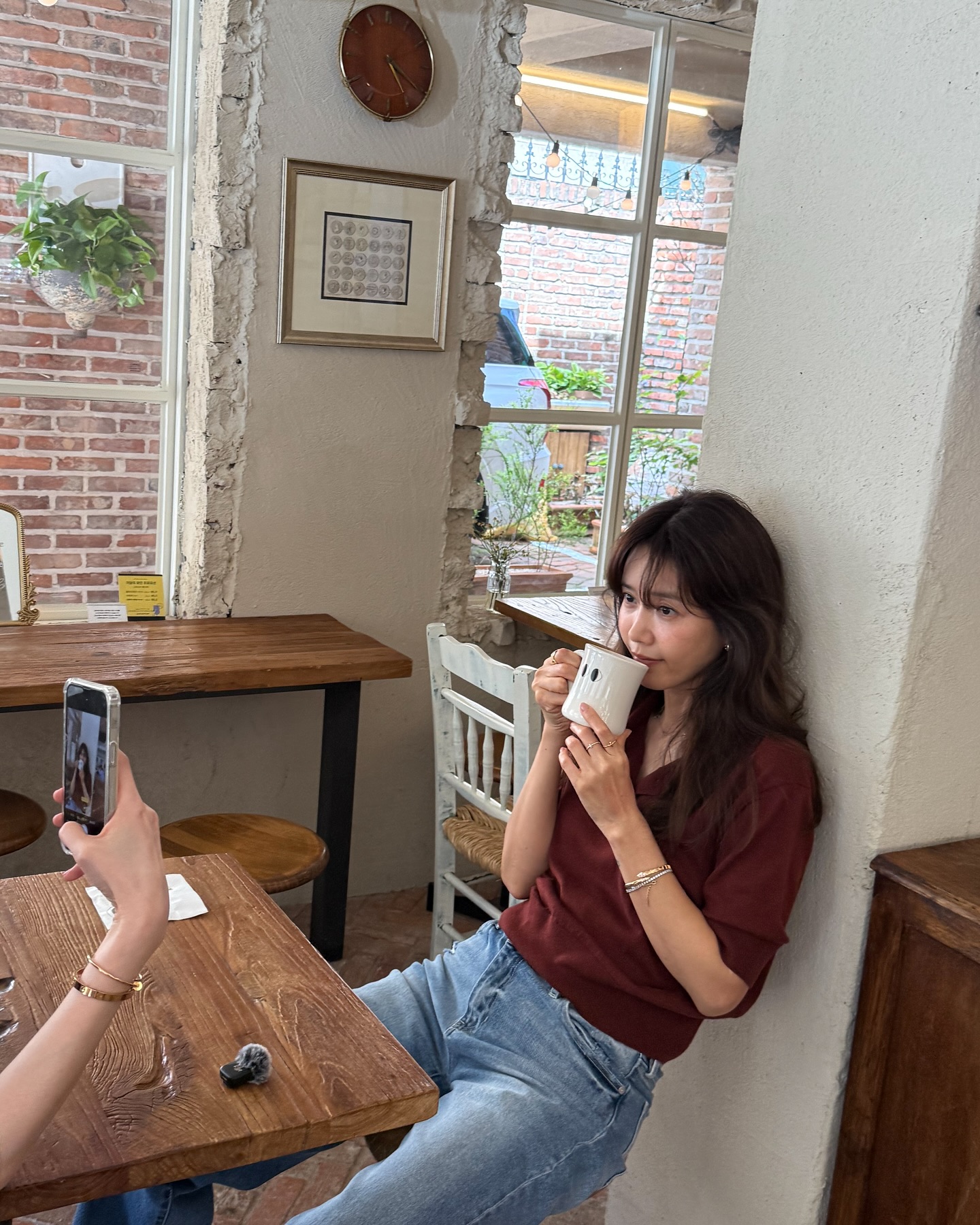 Không thể tin được mỹ nhân này đã 49 tuổi, định nghĩa về phong cách trung niên trẻ trung năng động chính là đây- Ảnh 6. Không thể tin được mỹ nhân này đã 49 tuổi, định nghĩa về phong cách trung niên trẻ trung năng động chính là đây- Ảnh 6.