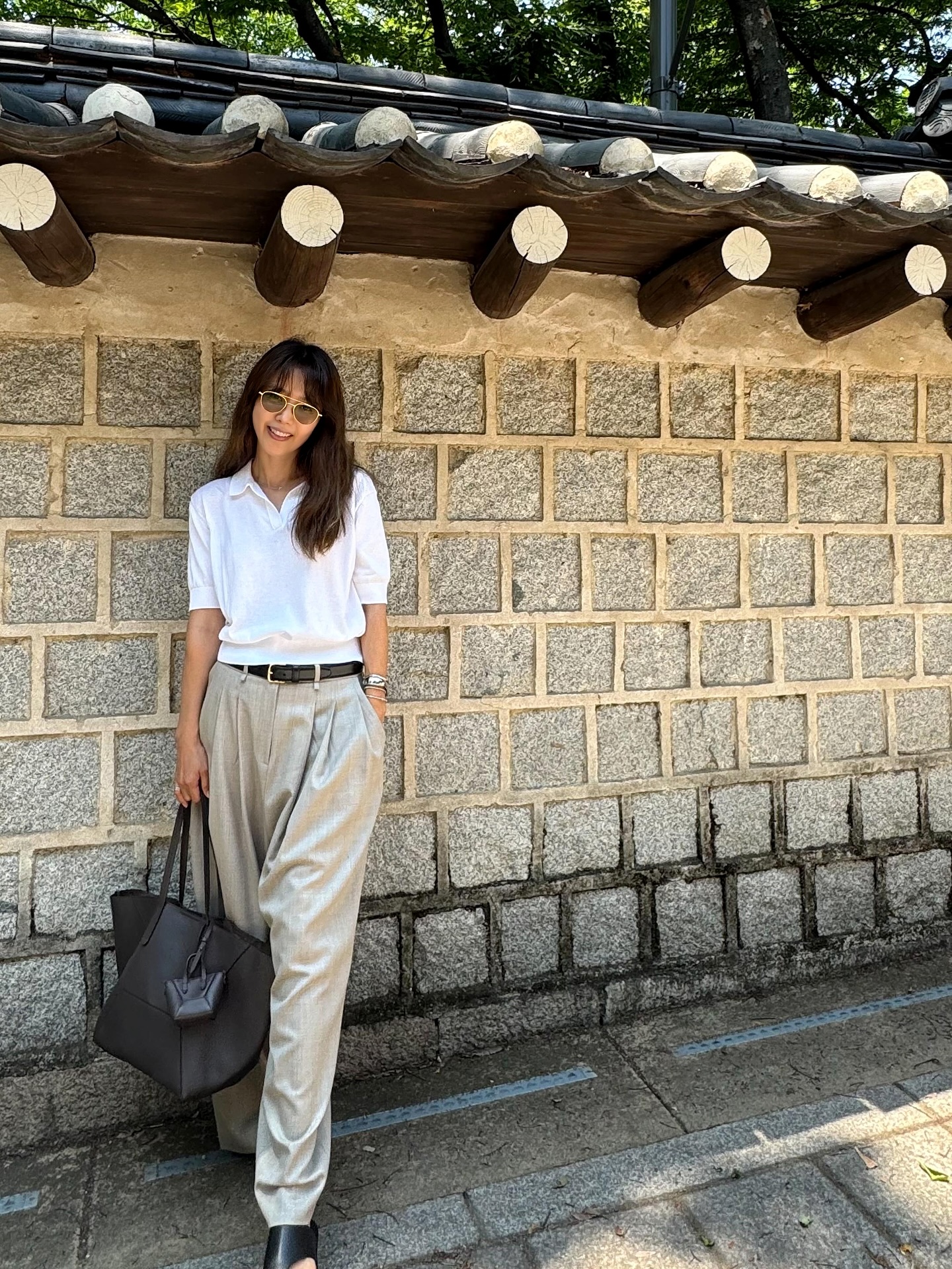 Không thể tin được mỹ nhân này đã 49 tuổi, định nghĩa về phong cách trung niên trẻ trung năng động chính là đây- Ảnh 12. Không thể tin được mỹ nhân này đã 49 tuổi, định nghĩa về phong cách trung niên trẻ trung năng động chính là đây- Ảnh 12.