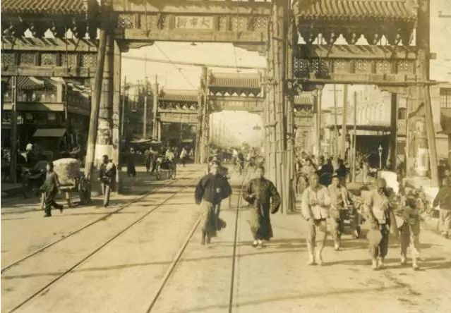 13 bức ảnh hiếm về Tết đầu thời nhà Thanh: Khung cảnh thật khiến nhiều người nghi ngờ phim truyền hình - Ảnh 3.