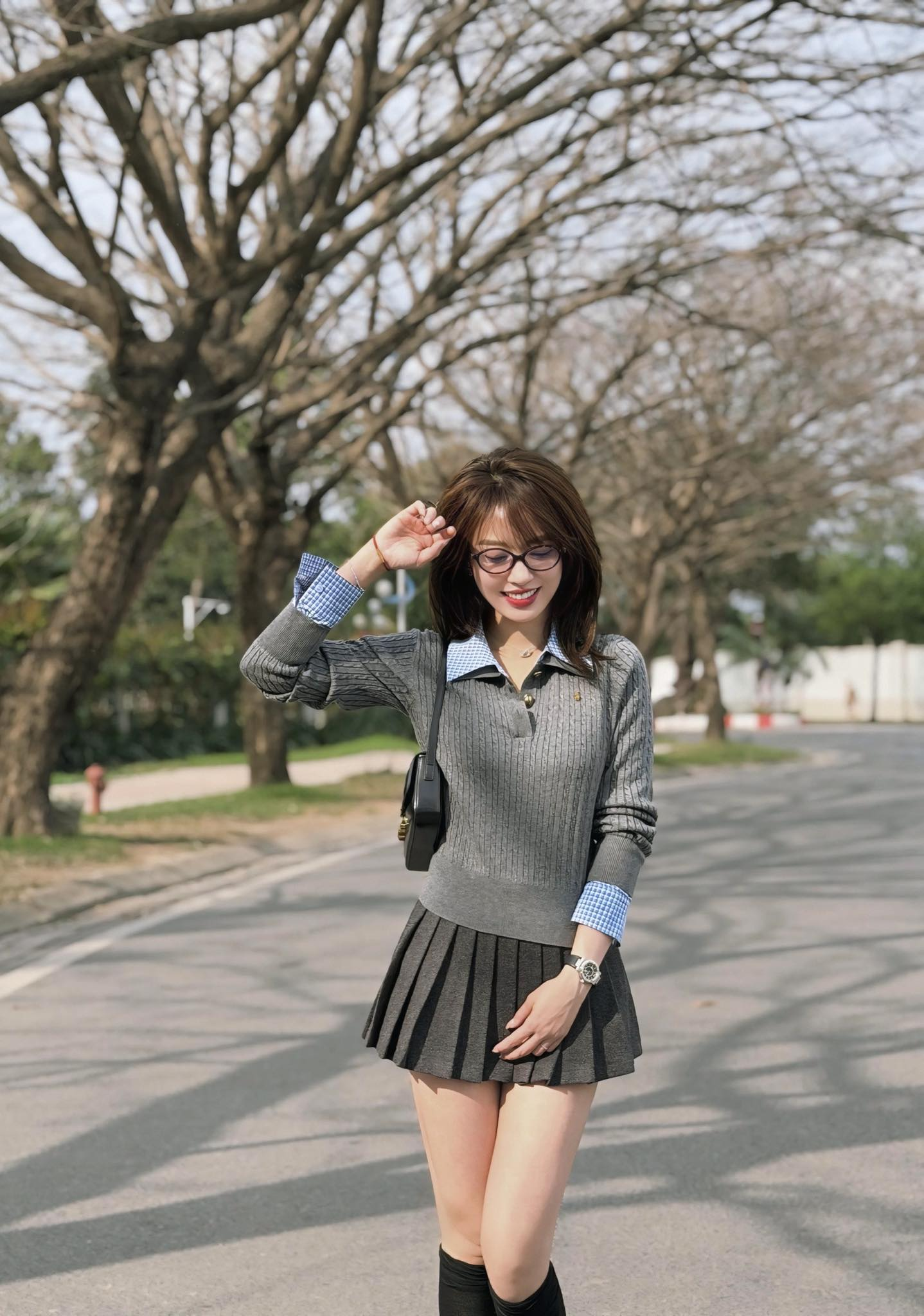 "Thoát Tết", hot girl Hà Kim hóa cô sinh viên cực dễ thương khiến anh em rung động - Ảnh 3.