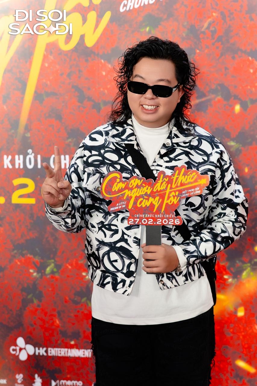 Ngoại hình phát tướng gây sốc của nam thần hàng đầu Vbiz, Tết này anh ăn bao nhiêu cái bánh chưng vậy?- Ảnh 12. Ngoại hình phát tướng gây sốc của nam thần hàng đầu Vbiz, Tết này anh ăn bao nhiêu cái bánh chưng vậy?- Ảnh 12.