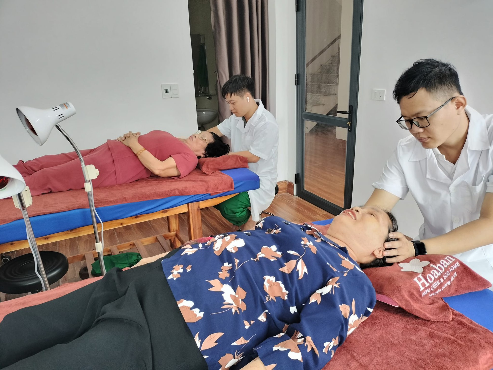 Một viện dưỡng lão ở rìa Hà Nội: Gần núi Ba Vì, có phòng ở như căn hộ chung cư thu nhỏ - Ảnh 11.