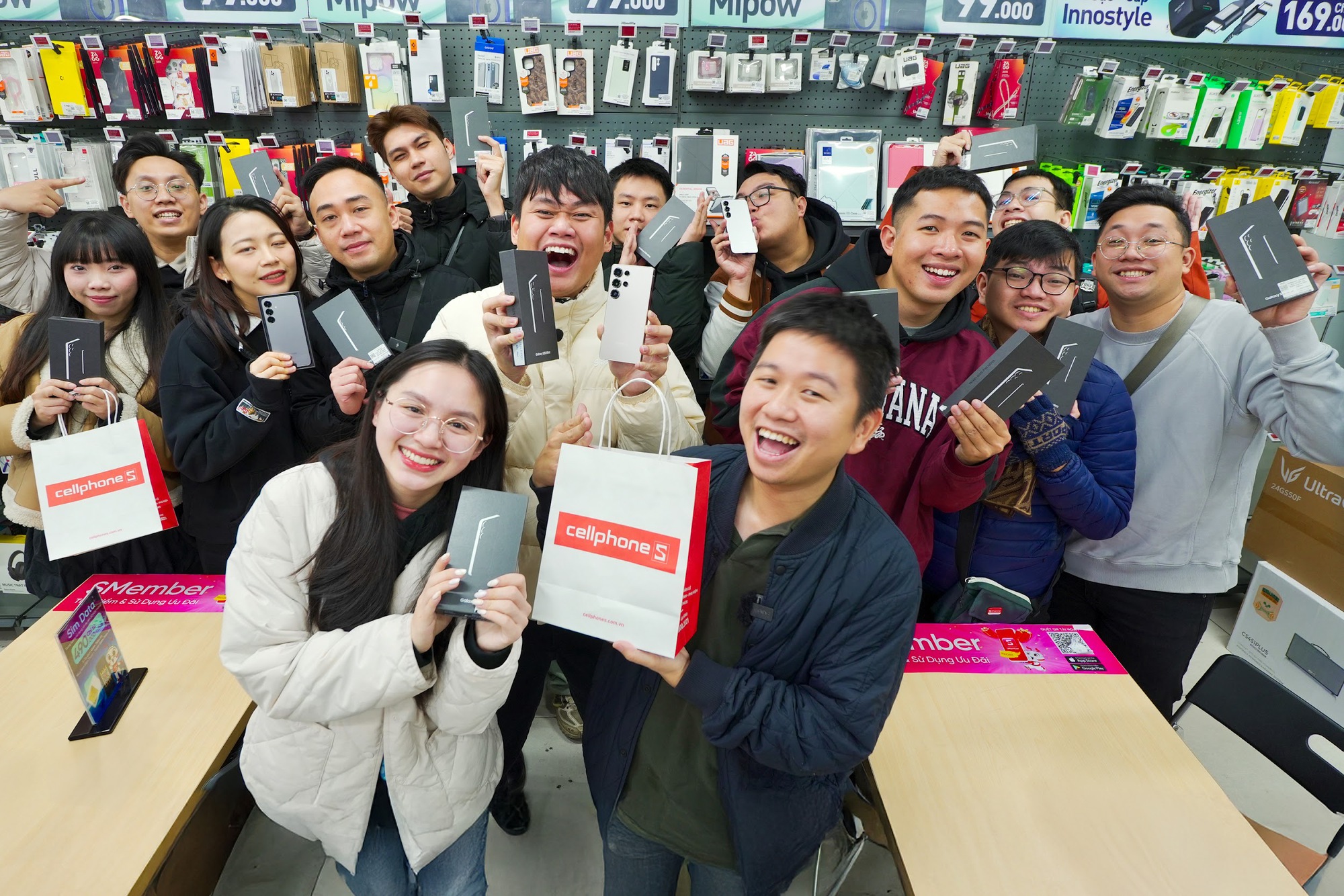 Galaxy S26 series ra mắt, ưu đãi lên đến 8 triệu khi thu cũ lên đời tại CellphoneS - Ảnh 5. Galaxy S26 series ra mắt, ưu đãi lên đến 8 triệu khi thu cũ lên đời tại CellphoneS - Ảnh 5.