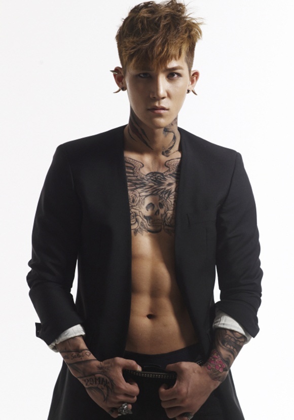 "Anh sếp showbiz" vừa bị cảnh sát bắt khẩn cấp, nay lộ thêm quá khứ "tác động vật lý" nhân viên- Ảnh 5.