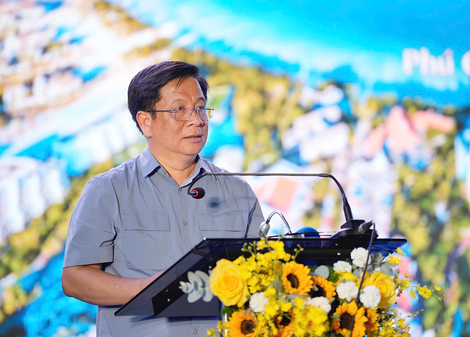 Phú Quốc ra mắt Đội phản ứng nhanh và mã QR đa ngôn ngữ - Ảnh 2.