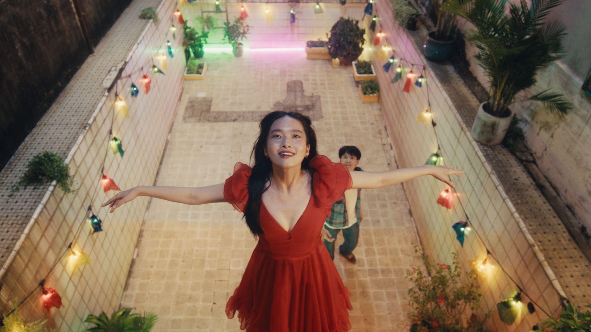 Cảm Ơn Người Đã Thức Cùng Tôi: Khúc ca mơ mộng của tuổi trẻ - Ảnh 1.