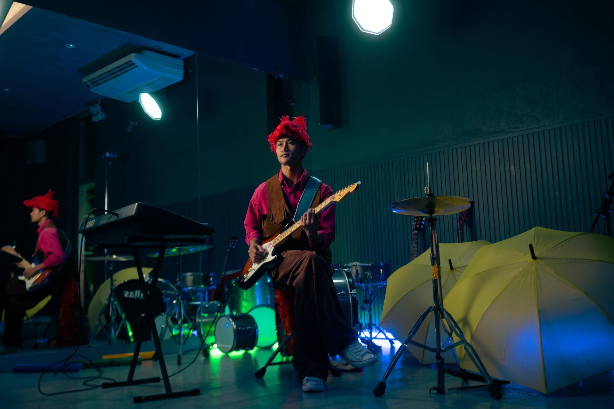 Cảm Ơn Người Đã Thức Cùng Tôi: Khúc ca mơ mộng của tuổi trẻ - Ảnh 3.