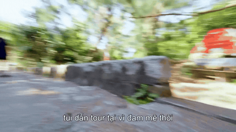 Bị bóc phốt thái độ chảnh chọe nhưng "hướng dẫn viên" ở Mũi Điện lại khiến ai cũng tranh nhau thuê- Ảnh 2. Bị bóc phốt thái độ chảnh chọe nhưng "hướng dẫn viên" ở Mũi Điện lại khiến ai cũng tranh nhau thuê- Ảnh 2.