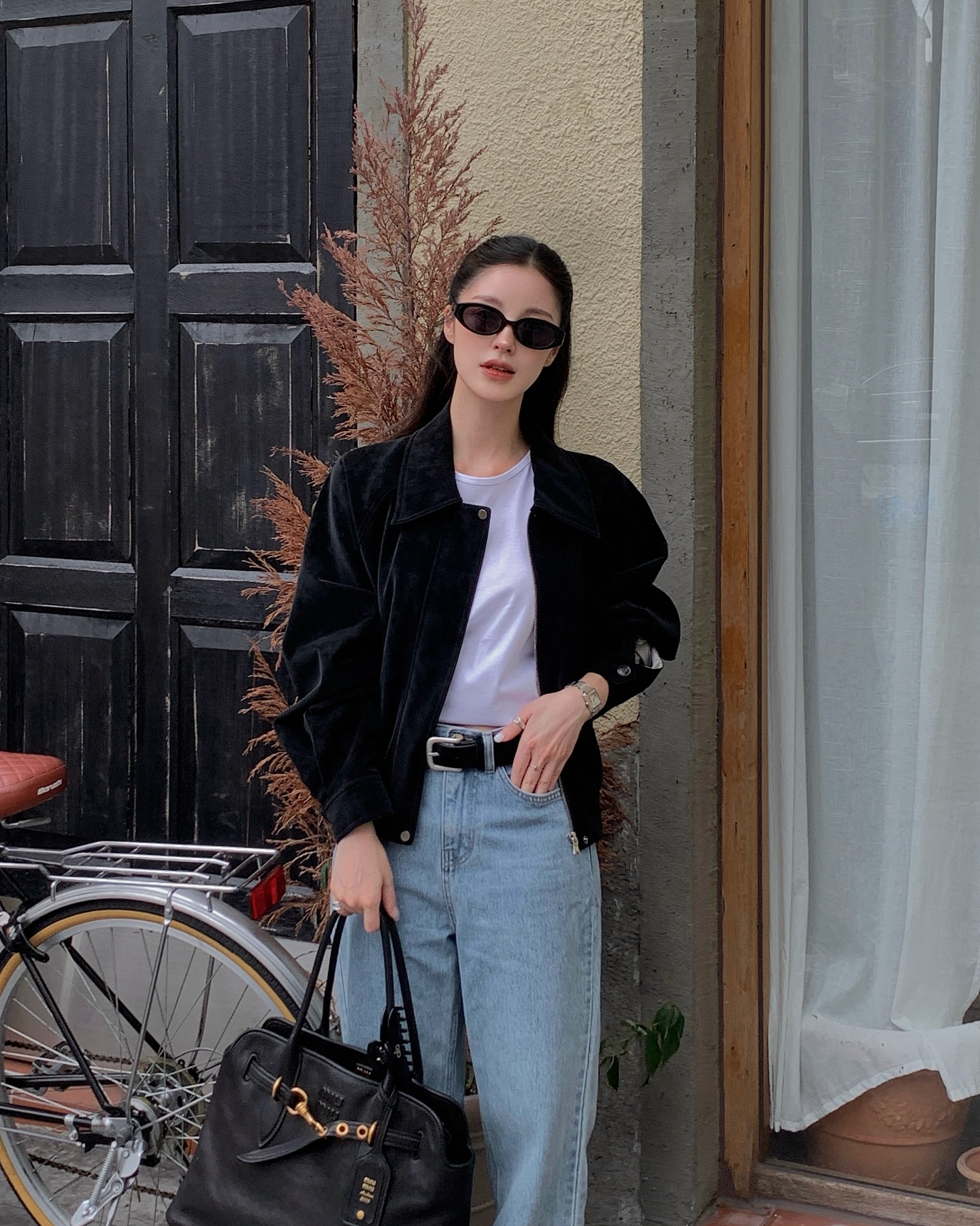 Phụ nữ Hàn mặc quần jeans ống rộng rất đẹp với 5 công thức- Ảnh 7.