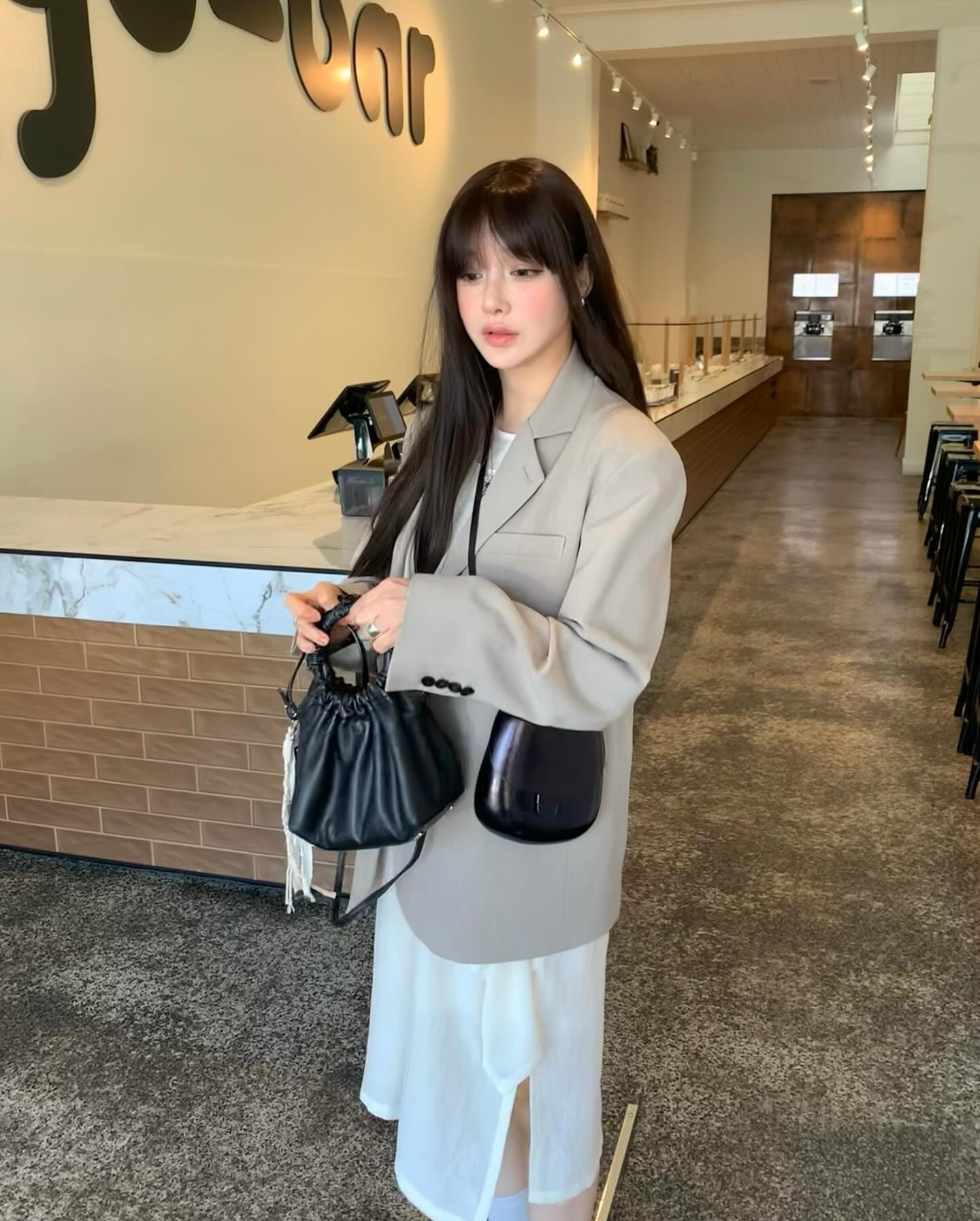 5 món đồ là "bảo chứng" cho vẻ ngoài sang chảnh, sắm diện Tết quá chuẩn- Ảnh 1.