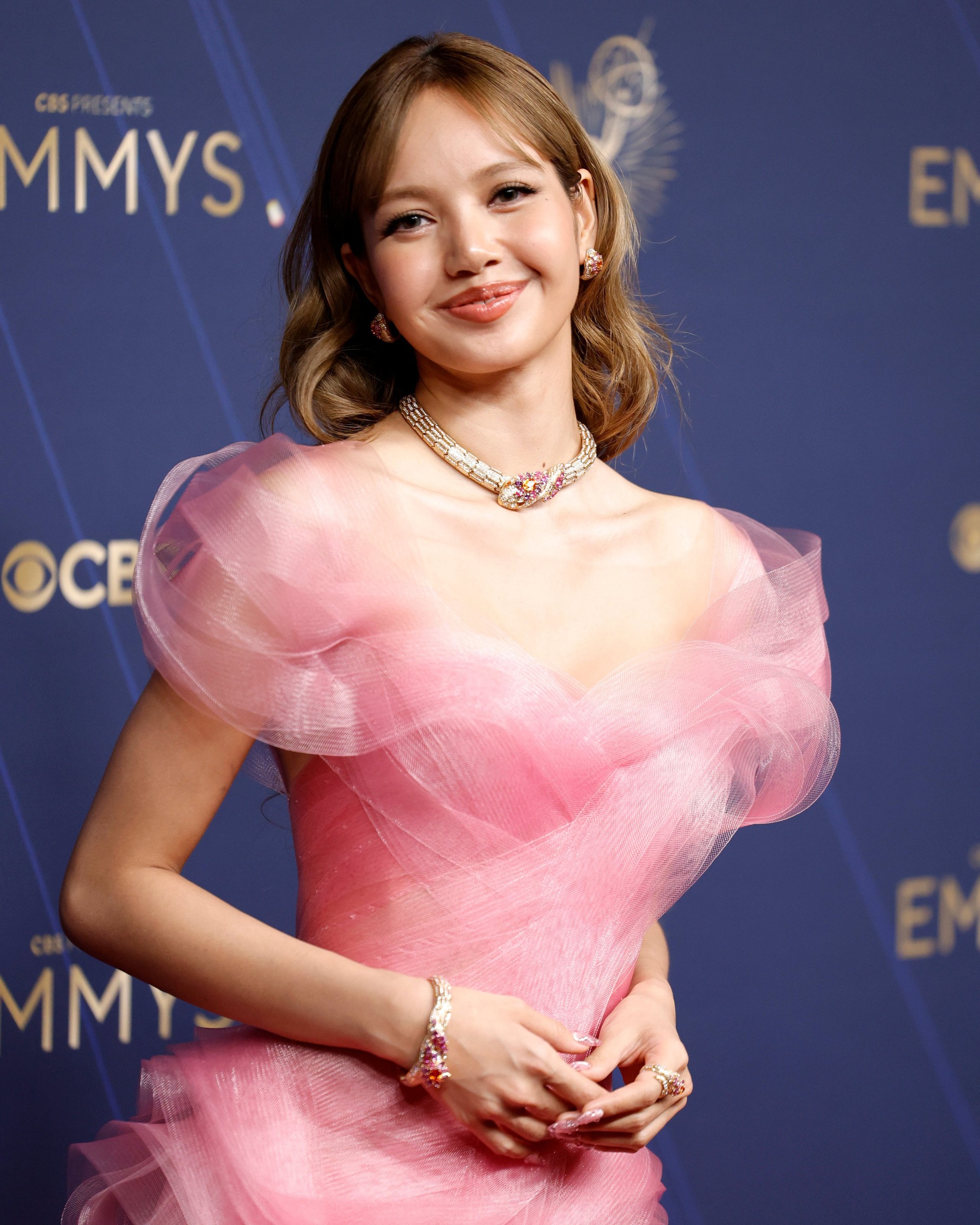 Lisa nói gì ở Quả Cầu Vàng mà bị cả ngàn người 