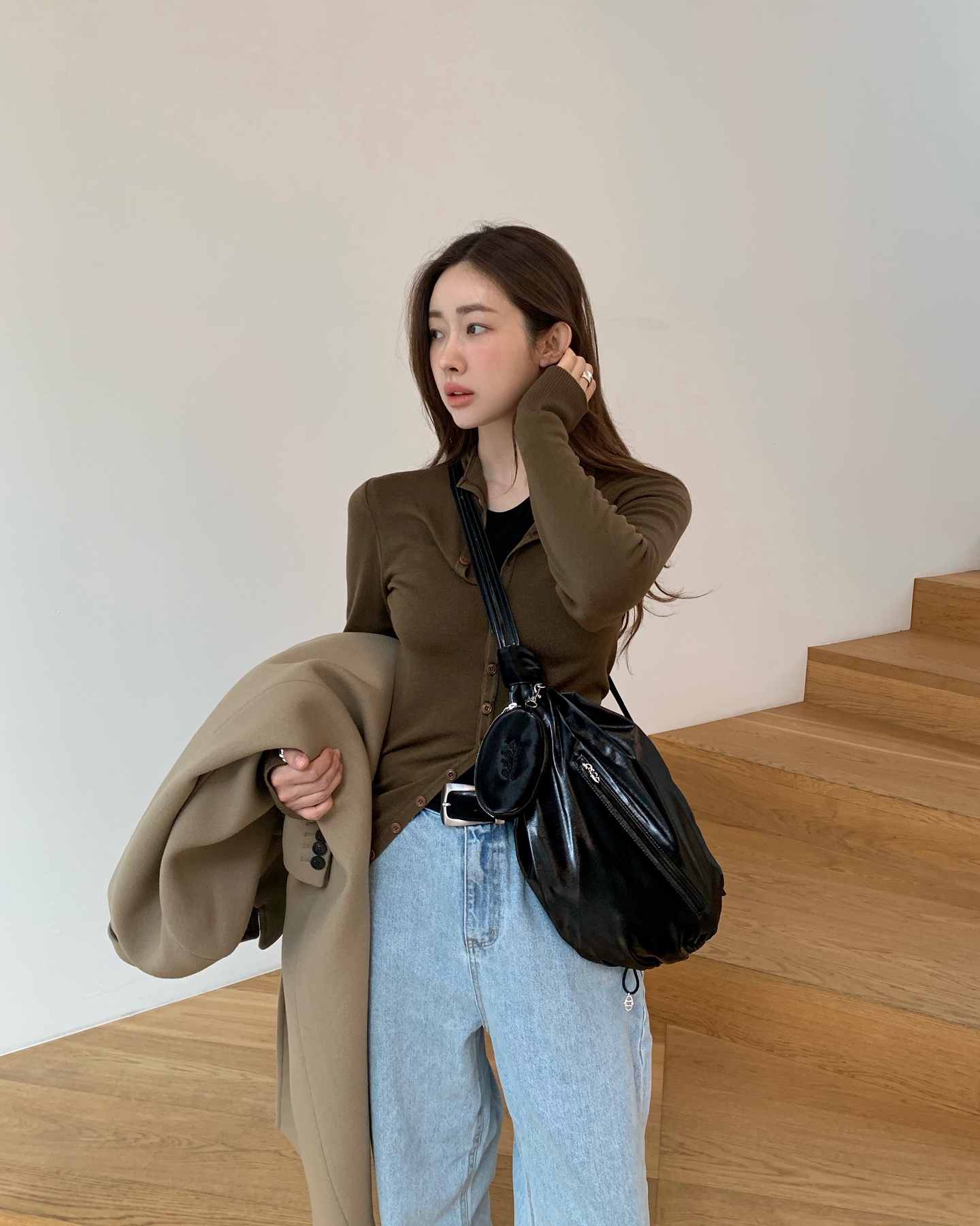 Vợ sắp cưới của "ông hoàng phóng vé" xứ Hàn: Trẻ măng ở tuổi 37, style đỉnh thế nào mà có 1 triệu lượt follow? - Ảnh 1.