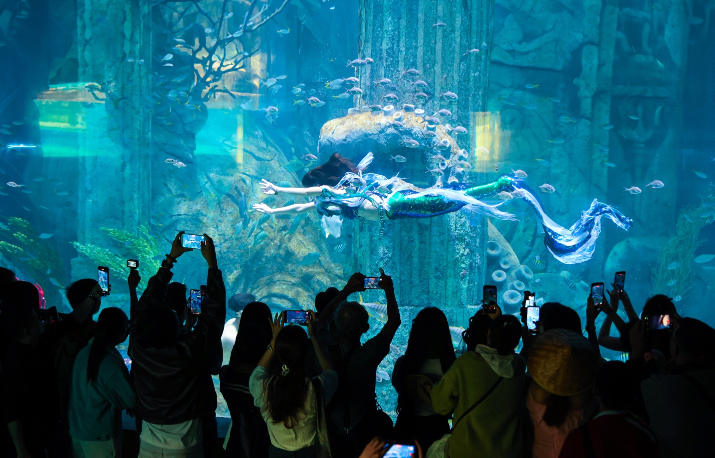 Hòn Tre bùng nổ mùa Tết với bộ ba siêu phẩm giải trí chưa từng có- Ảnh 2.