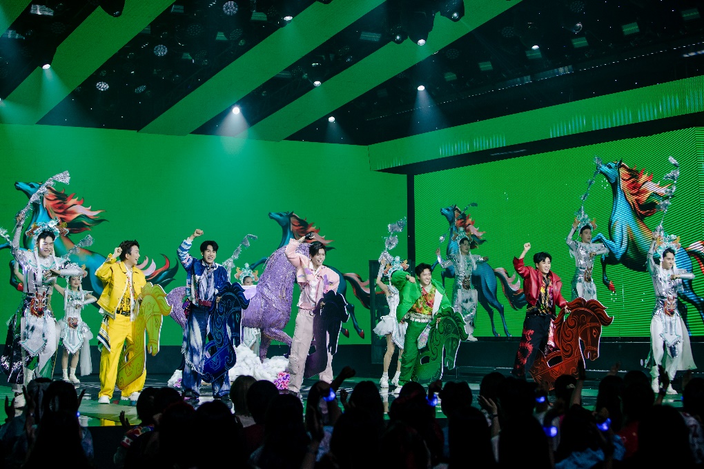 Trailer Gala Nhạc Việt Tết 2026 quy tụ dàn sao siêu khủng Vpop vào một khung hình- Ảnh 6.