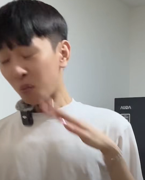 Mai Dora thẳng tay "tương tác" Văn Tùng, phản ứng của CĐM mới là điều gây chú ý - Ảnh 2.